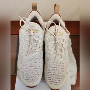 Womens Nike Air Max 270 Sz 8.5